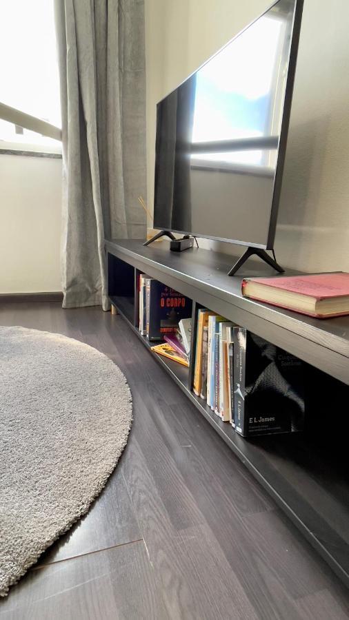 Apartamento T2 Com Terraco Grande Lägenhet Quarteira Exteriör bild