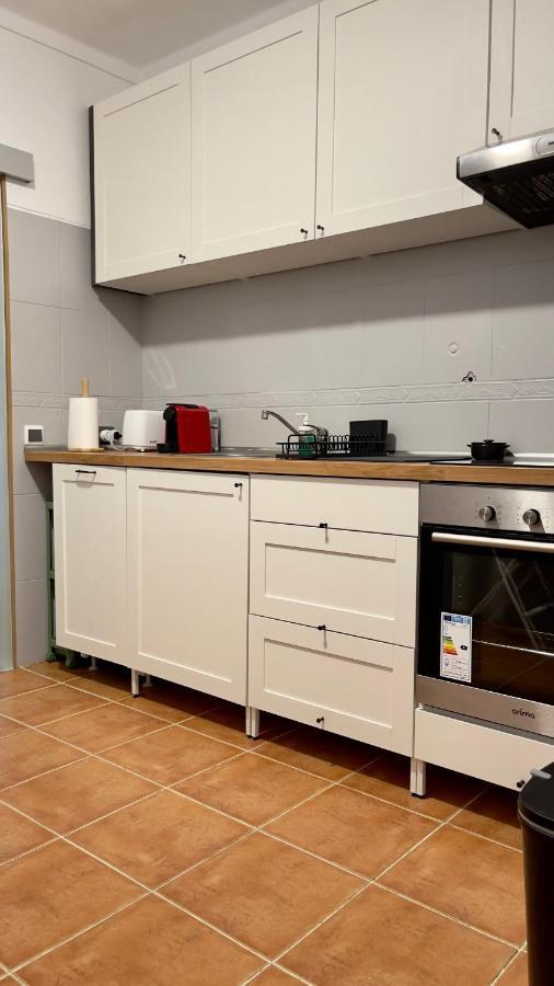 Apartamento T2 Com Terraco Grande Lägenhet Quarteira Exteriör bild